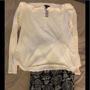 Soma 2 piece pajama set.